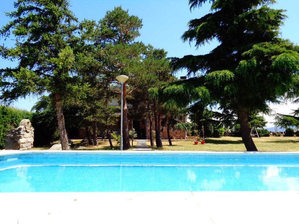 Los Acebos Otero de Herreros Exterior photo
